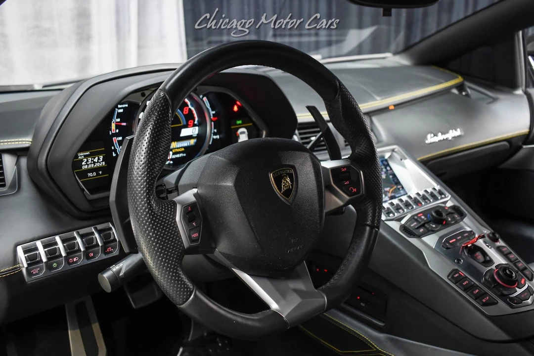 2012 Lamborghini Aventador LP700-4 - Image 9 of 12