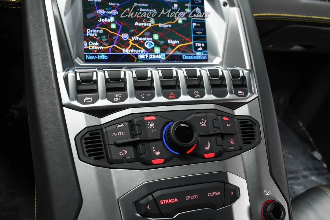 2012 Lamborghini Aventador LP700-4 - Image 14 of 21