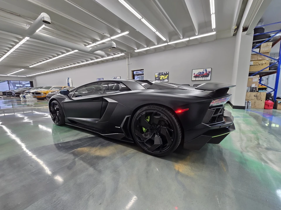 2012 Lamborghini Aventador LP700-4 - Image 12 of 31