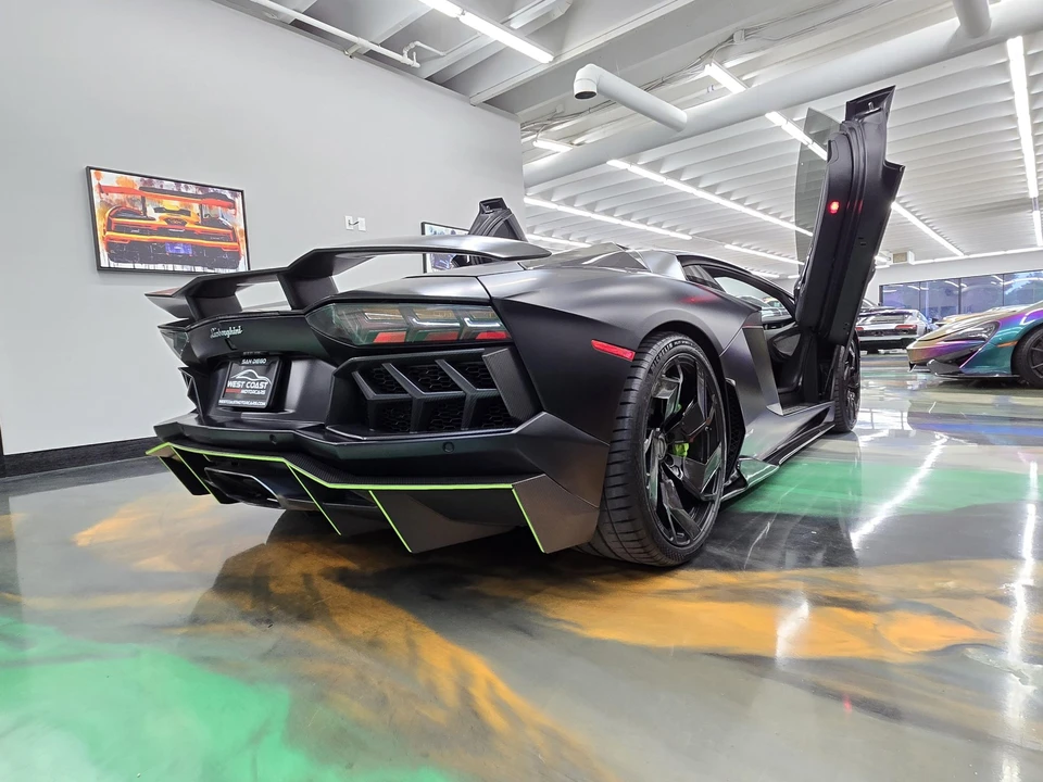 2012 Lamborghini Aventador LP700-4 - Image 24 of 31