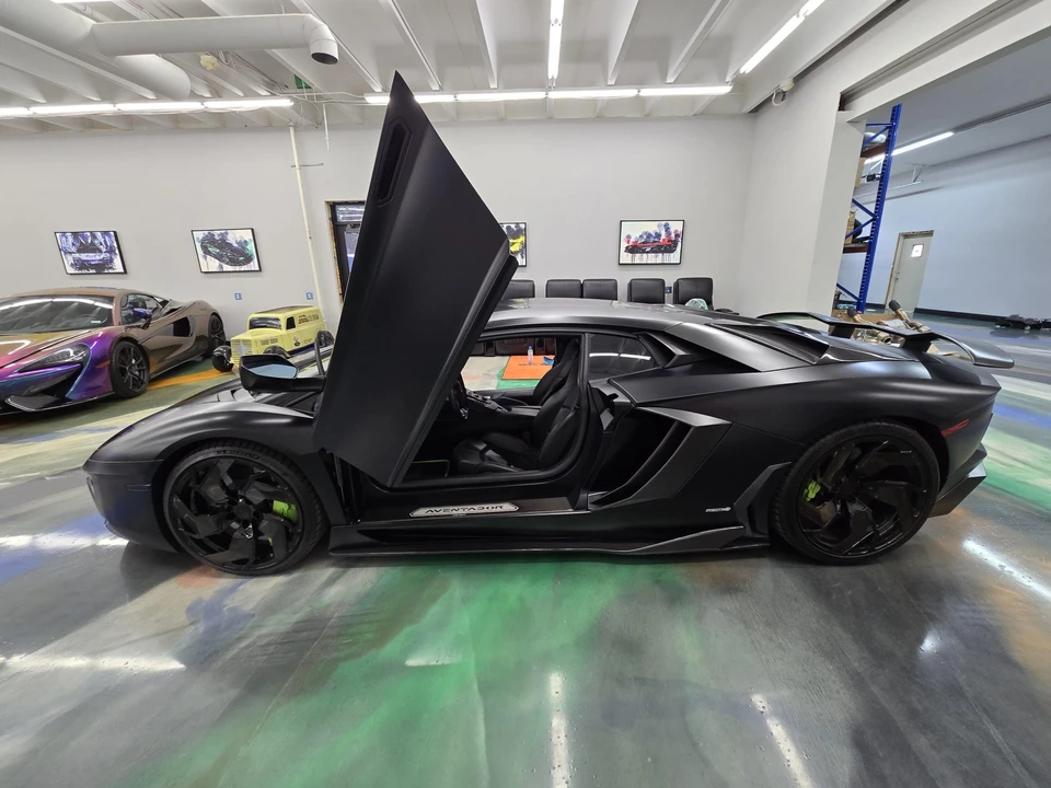 2012 Lamborghini Aventador LP700-4 - Image 15 of 31