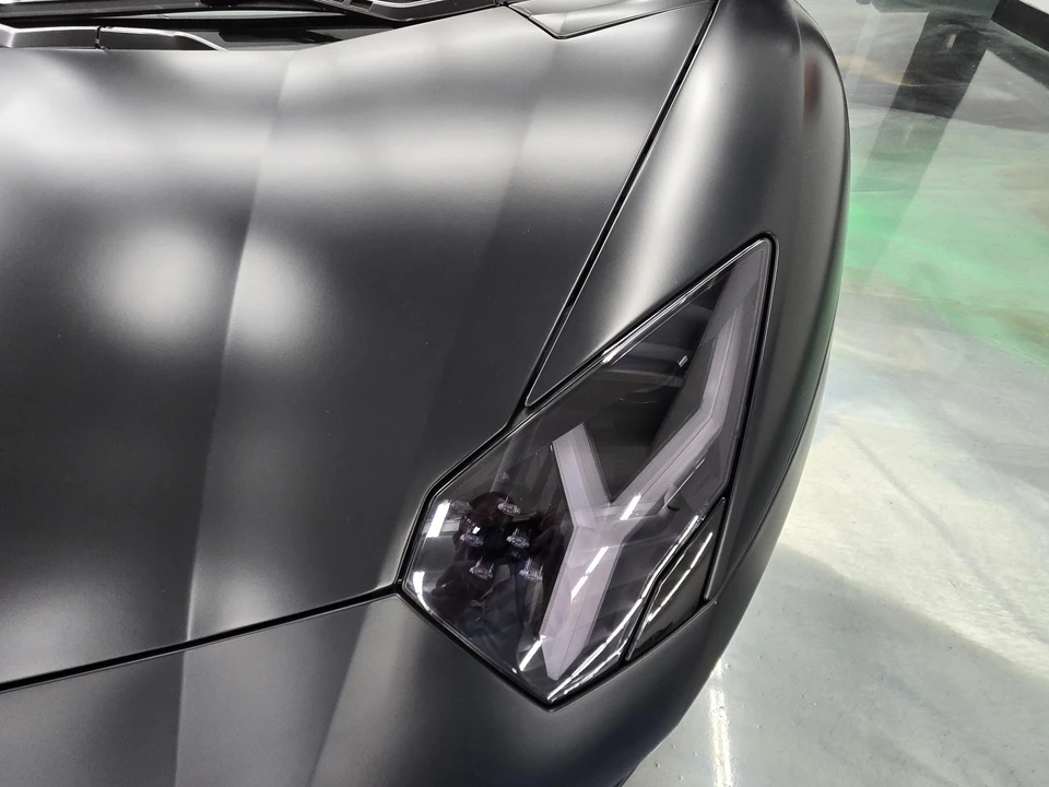 2012 Lamborghini Aventador LP700-4 - Image 31 of 31