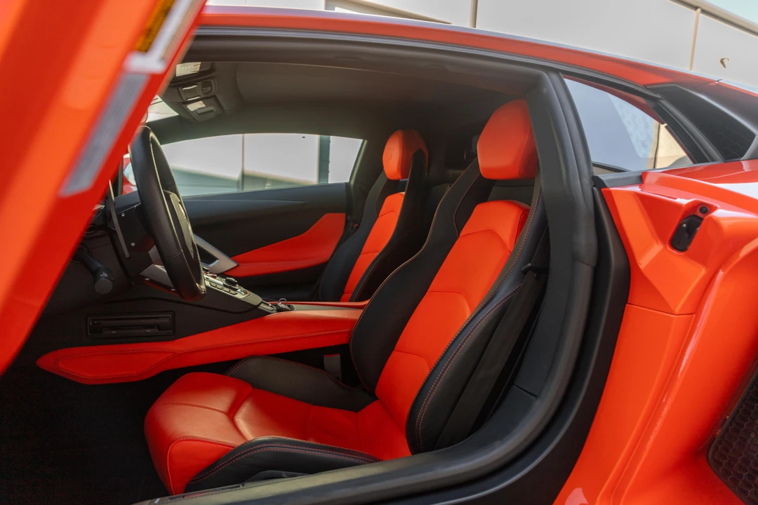 2012 Lamborghini Aventador LP700-4 - Image 18 of 31