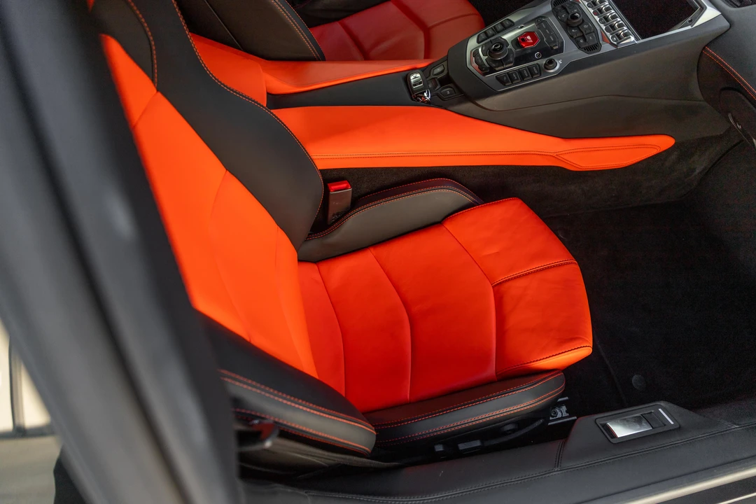 2012 Lamborghini Aventador LP700-4 - Image 20 of 31