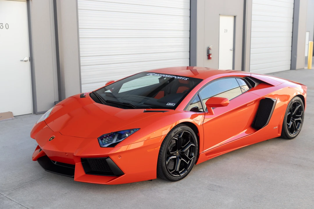 2012 Lamborghini Aventador LP700-4 - Image 6 of 31