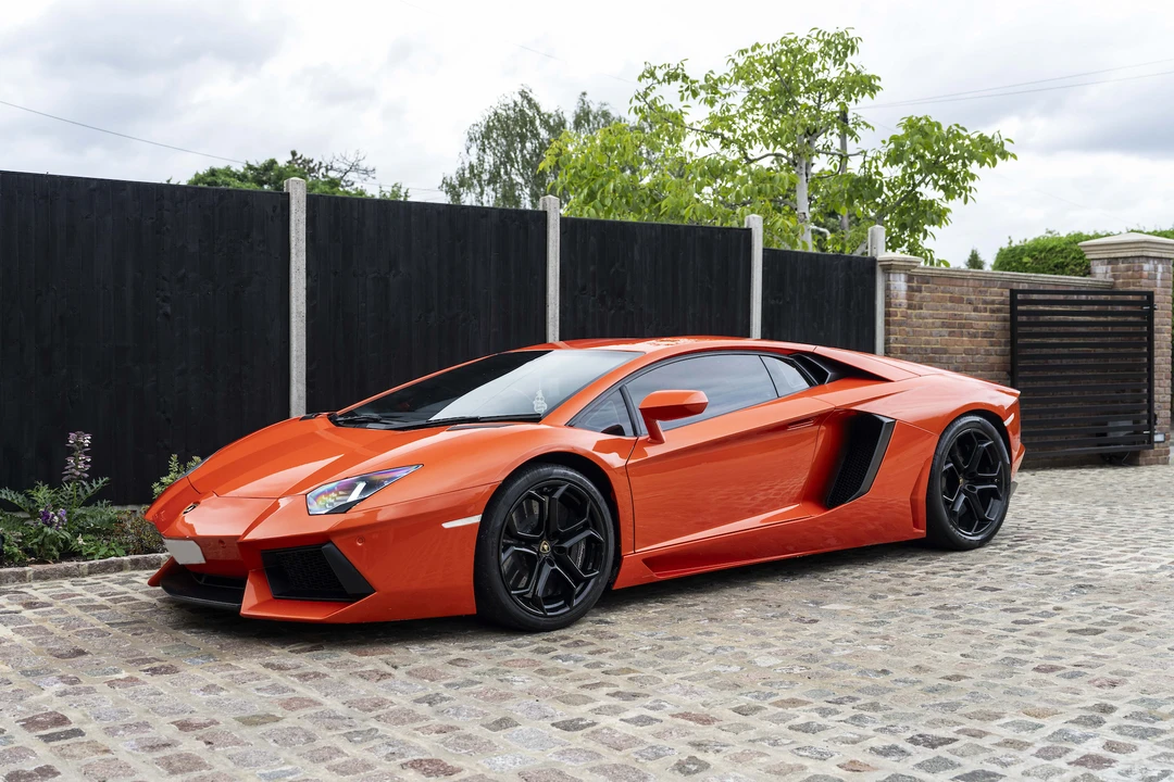 2012 Lamborghini Aventador LP700-4 - Image 3 of 31