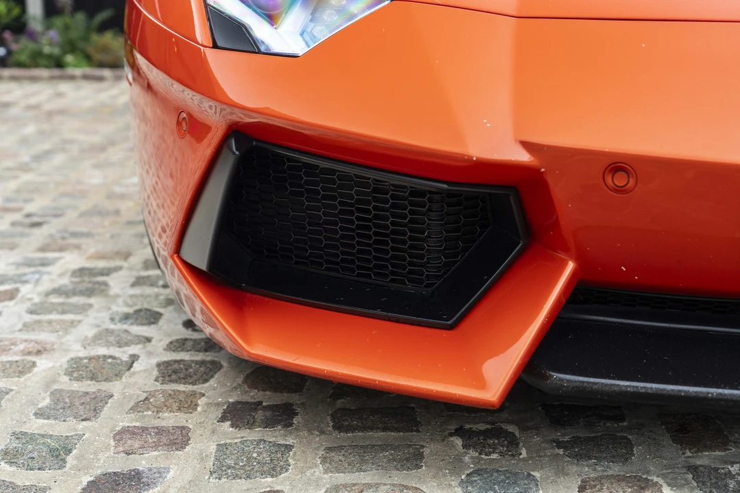2012 Lamborghini Aventador LP700-4 - Image 13 of 31