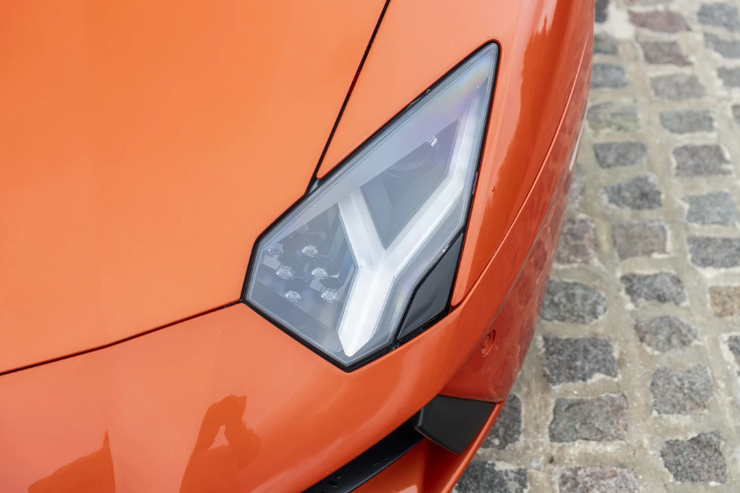 2012 Lamborghini Aventador LP700-4 - Image 23 of 31