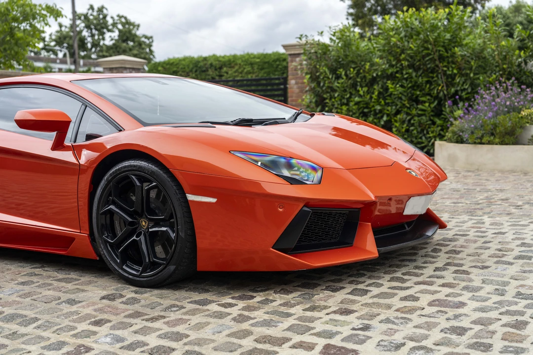 2012 Lamborghini Aventador LP700-4 - Image 10 of 31