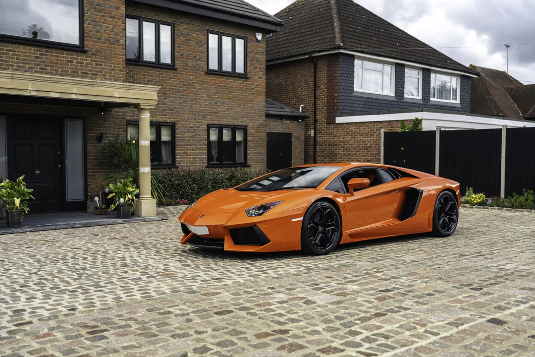 2012 Lamborghini Aventador LP700-4 - Image 7 of 31