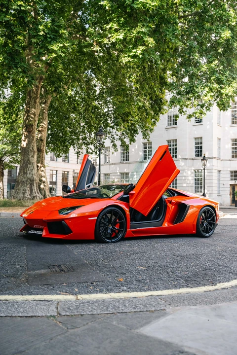 2012 Lamborghini Aventador LP700-4 - Image 19 of 31