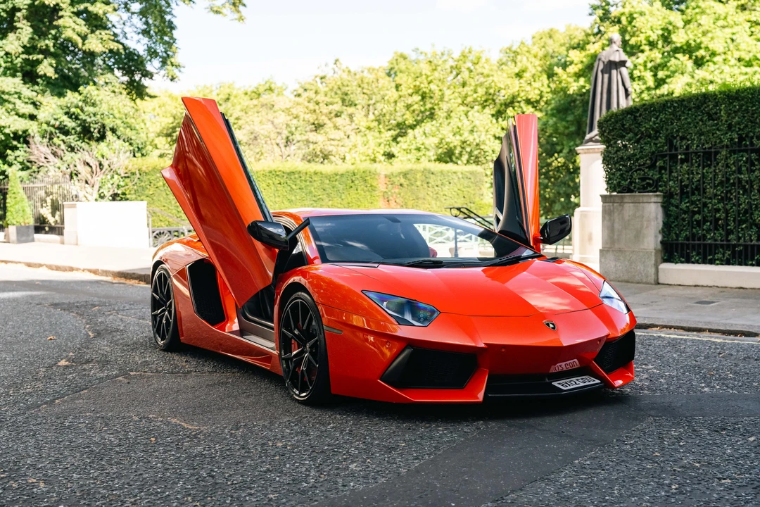 2012 Lamborghini Aventador LP700-4 - Image 21 of 31
