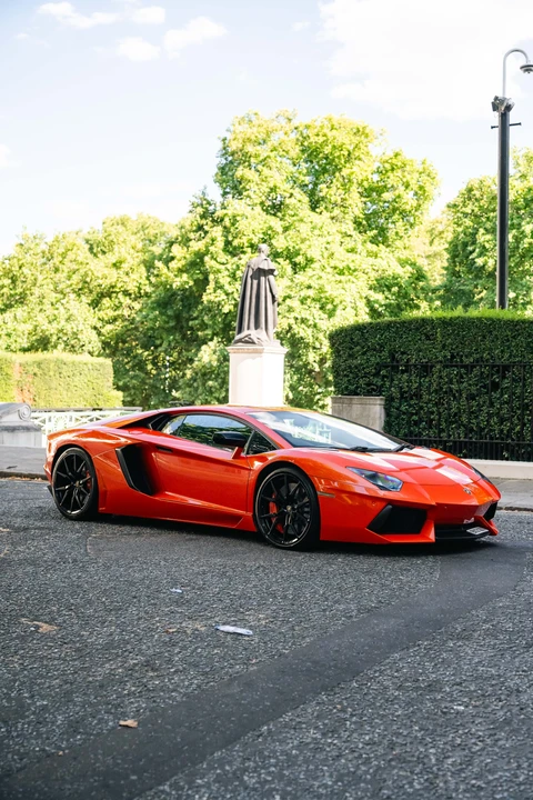 2012 Lamborghini Aventador LP700-4 - Image 12 of 31