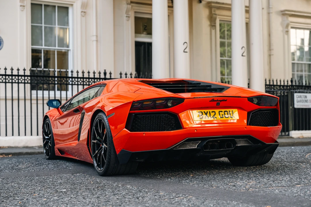 2012 Lamborghini Aventador LP700-4 - Image 7 of 31