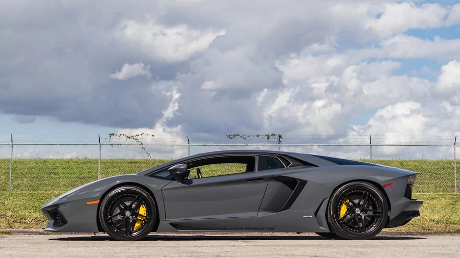2012 Lamborghini Aventador LP700-4 - Image 2 of 20