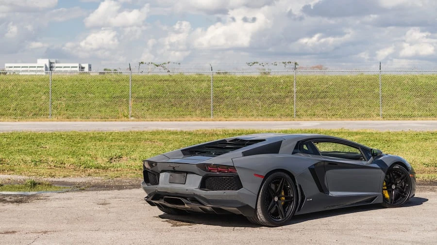 2012 Lamborghini Aventador LP700-4 - Image 13 of 20