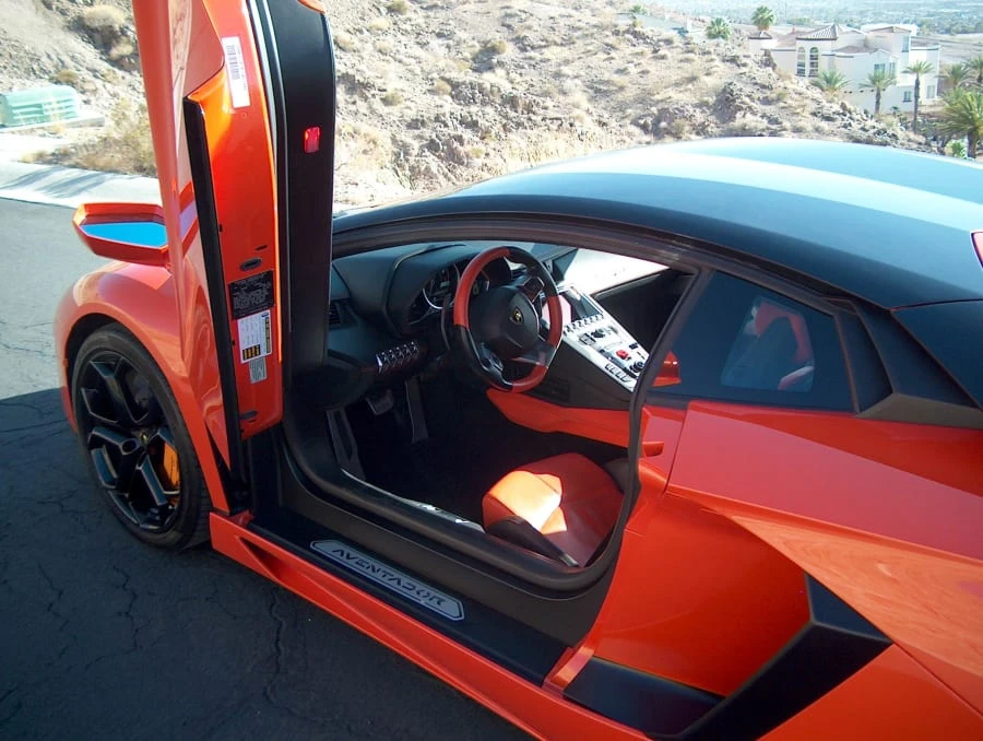 2012 Lamborghini Aventador LP700-4 - Image 4 of 31