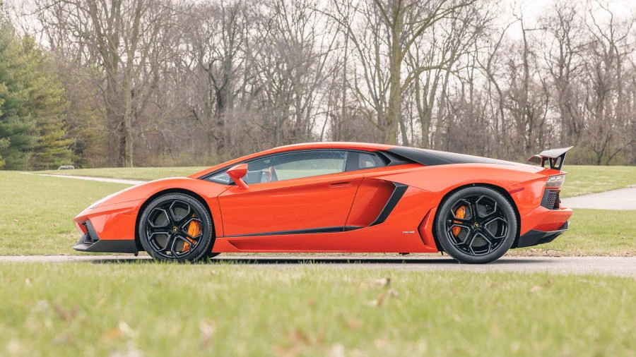 2012 Lamborghini Aventador LP700-4 - Image 2 of 31