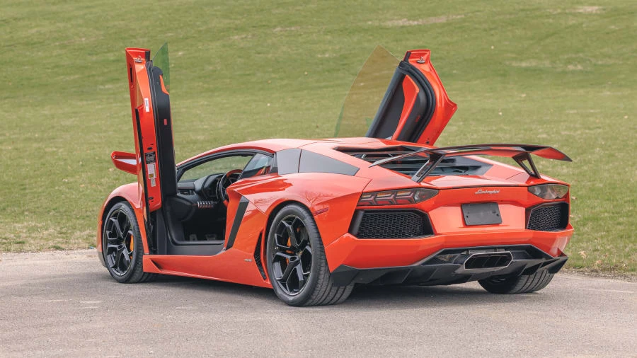 2012 Lamborghini Aventador LP700-4 - Image 8 of 31