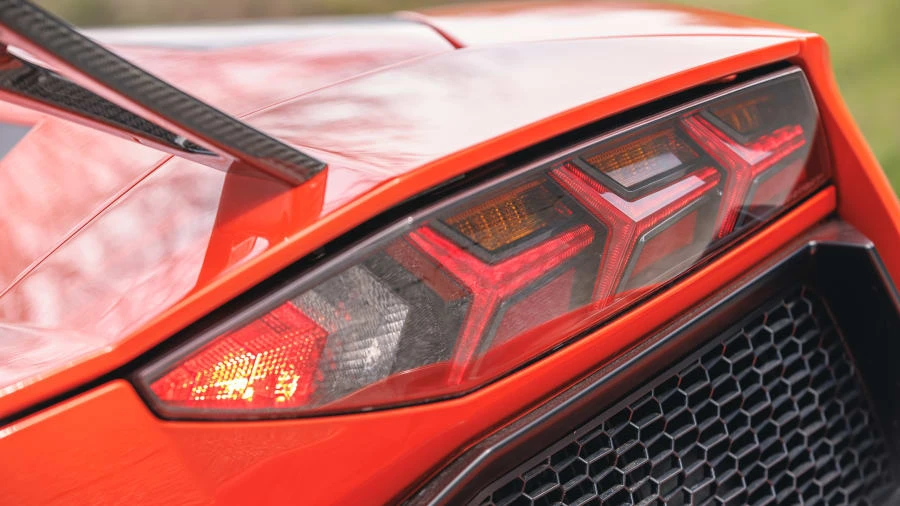 2012 Lamborghini Aventador LP700-4 - Image 16 of 31