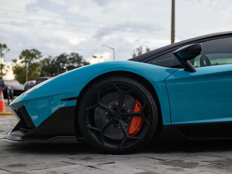 2012 Lamborghini Aventador LP700-4 - Image 13 of 20