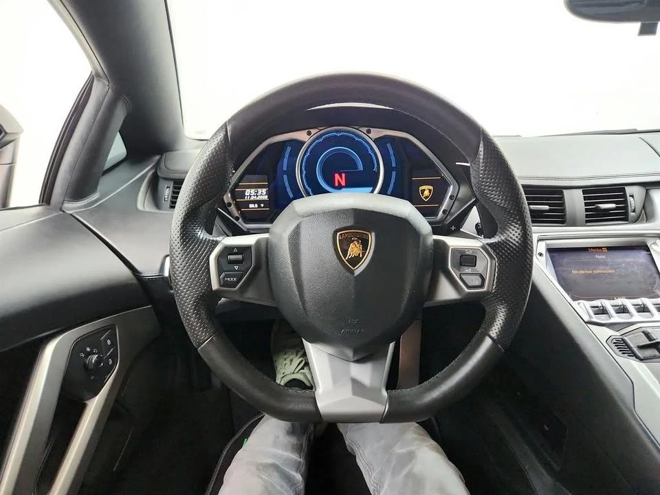 2012 Lamborghini Aventador LP700-4 - Image 16 of 20