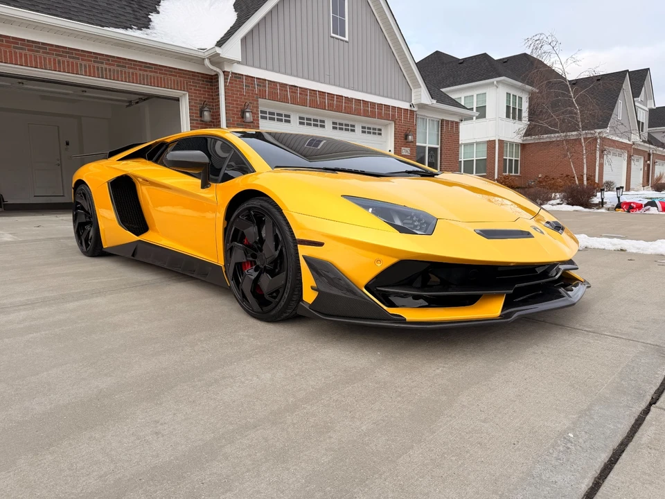 2012 Lamborghini Aventador LP700-4 - Image 4 of 21