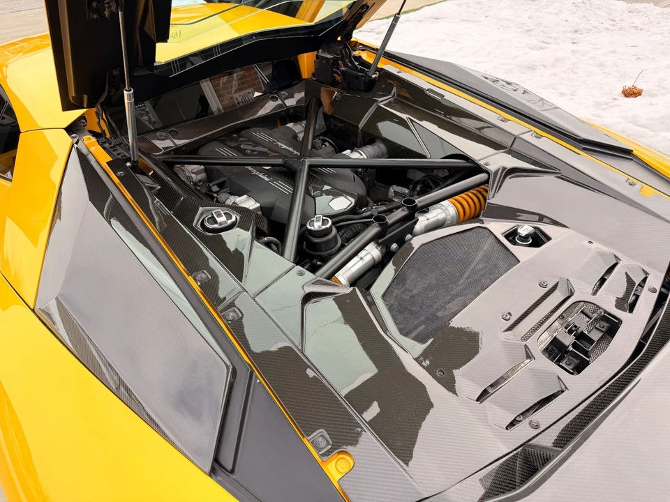 2012 Lamborghini Aventador LP700-4 - Image 15 of 21
