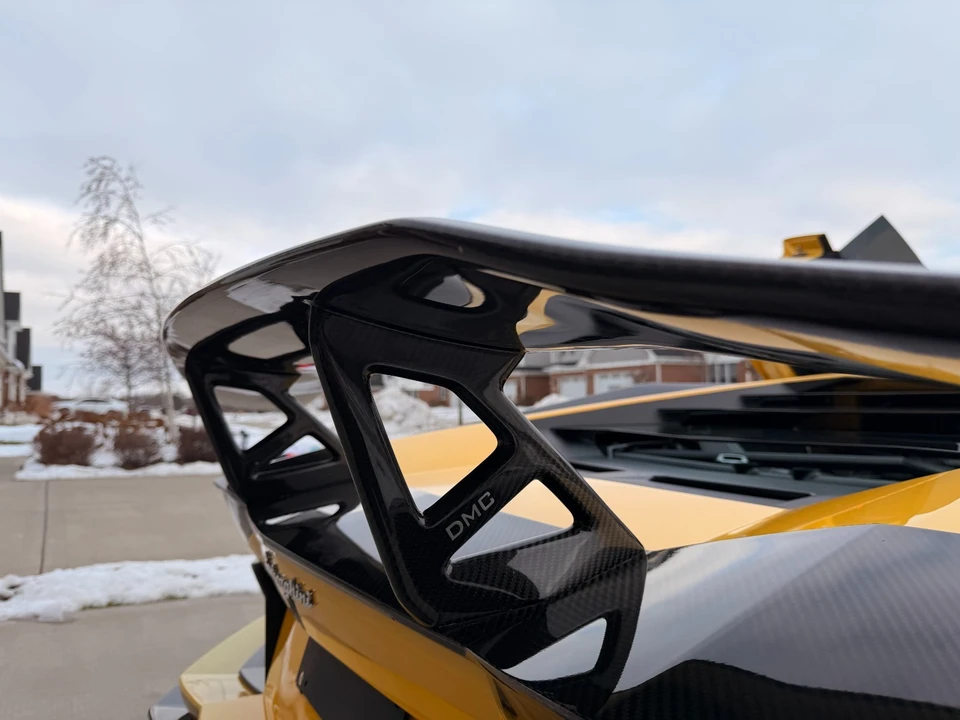 2012 Lamborghini Aventador LP700-4 - Image 18 of 21