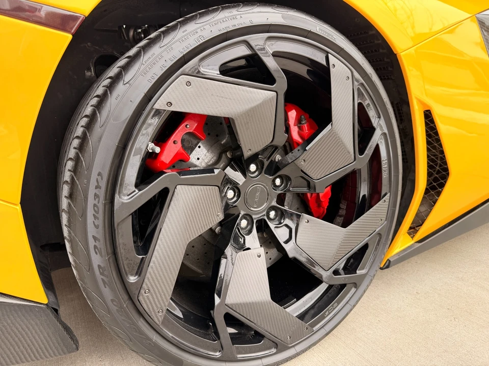 2012 Lamborghini Aventador LP700-4 - Image 20 of 21