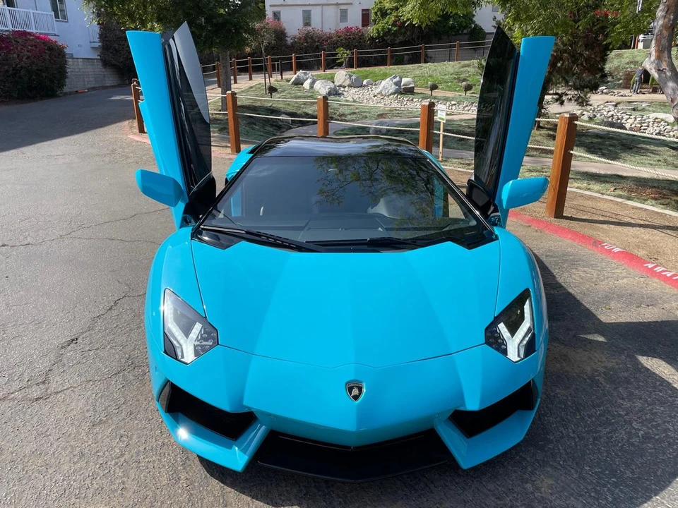 2012 Lamborghini Aventador LP700-4 - Image 16 of 31