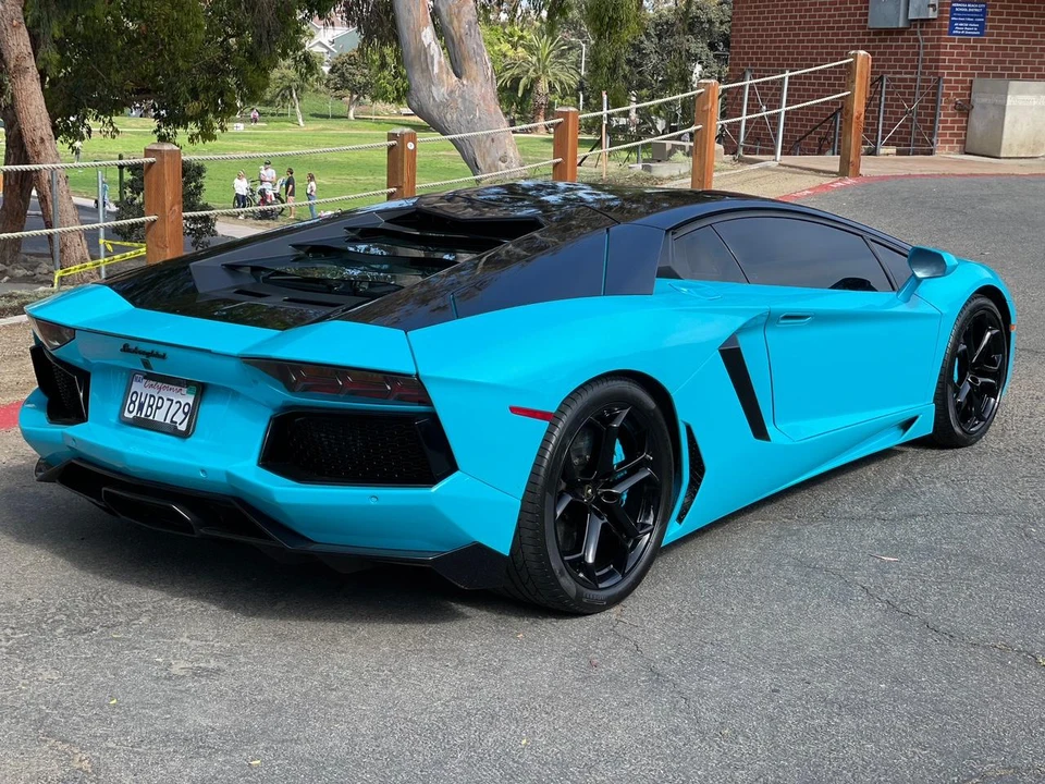 2012 Lamborghini Aventador LP700-4 - Image 12 of 31