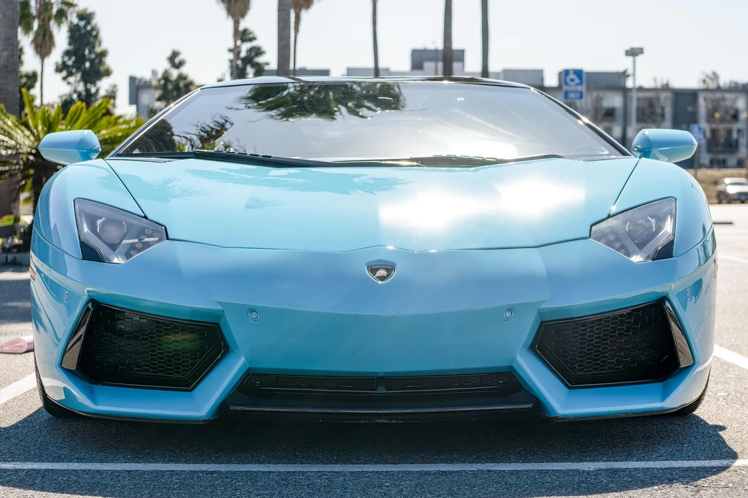 2012 Lamborghini Aventador LP700-4 - Image 2 of 31