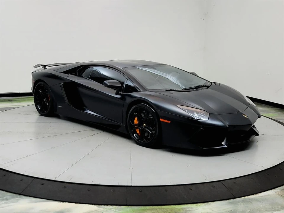 2012 Lamborghini Aventador LP700-4 - Image 3 of 31