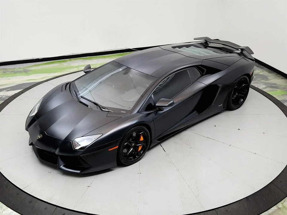 2012 Lamborghini Aventador LP700-4 - Image 30 of 31