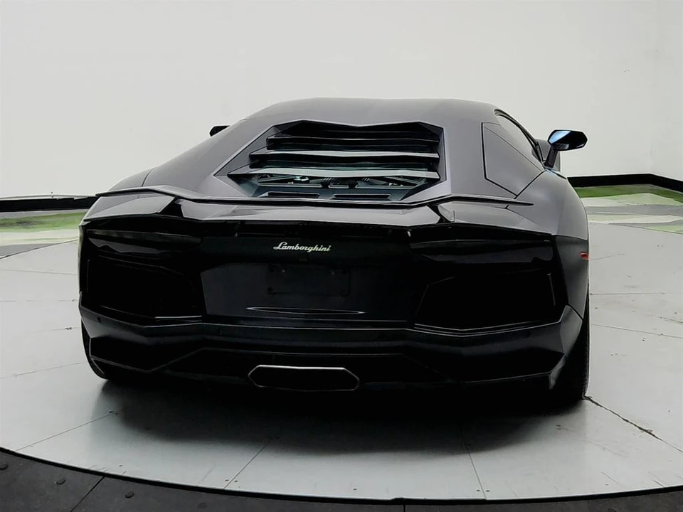 2012 Lamborghini Aventador LP700-4 - Image 6 of 31