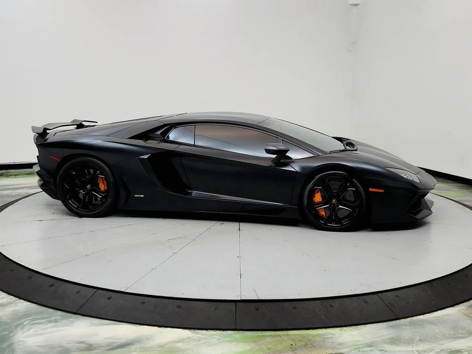 2012 Lamborghini Aventador LP700-4 - Image 4 of 31