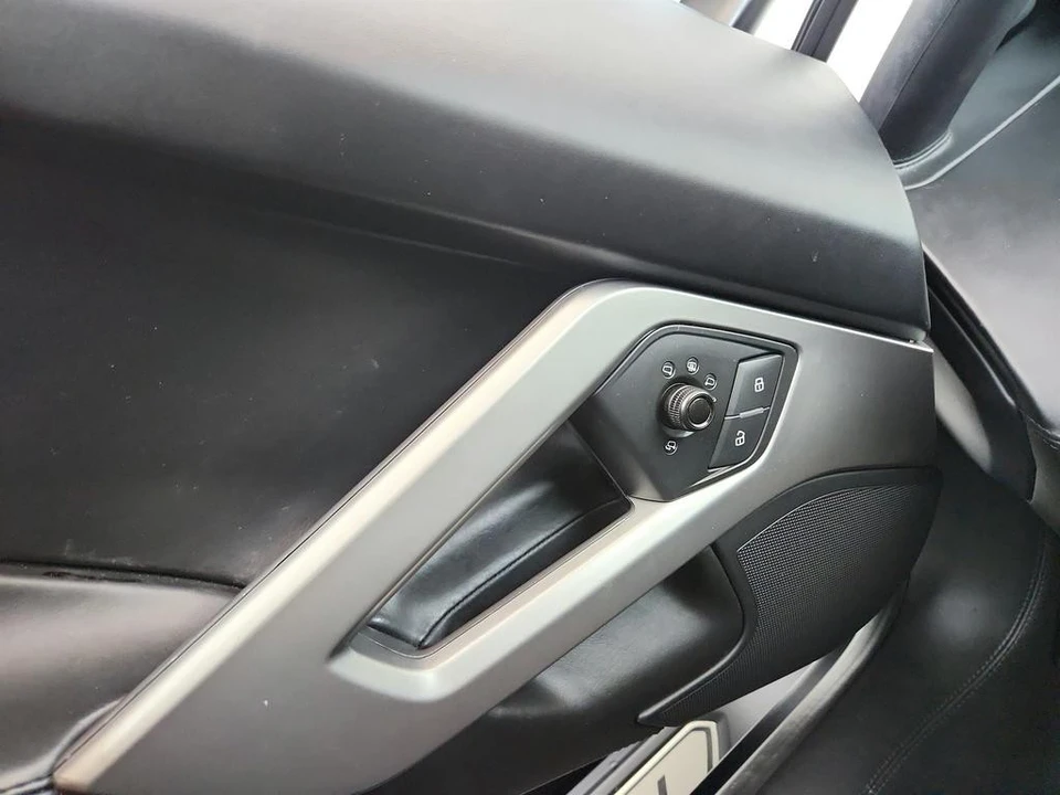 2012 Lamborghini Aventador LP700-4 - Image 21 of 31