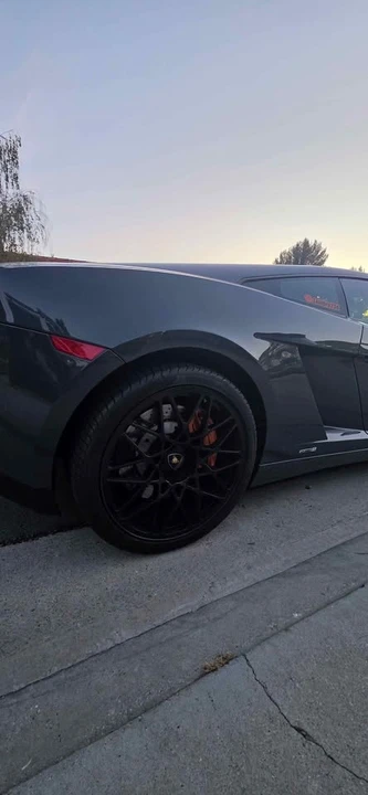 2012 Lamborghini Gallardo - Image 17 of 20