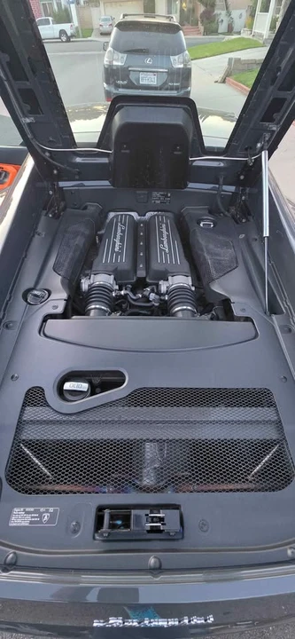 2012 Lamborghini Gallardo - Image 12 of 20