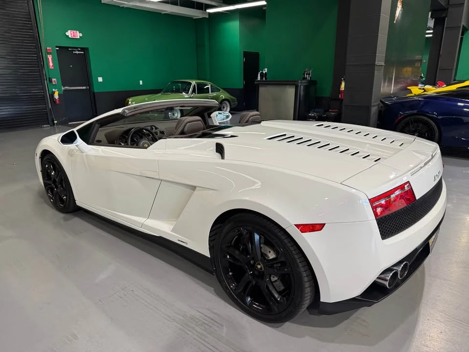 2012 Lamborghini Gallardo LP550-2 - Image 3 of 8