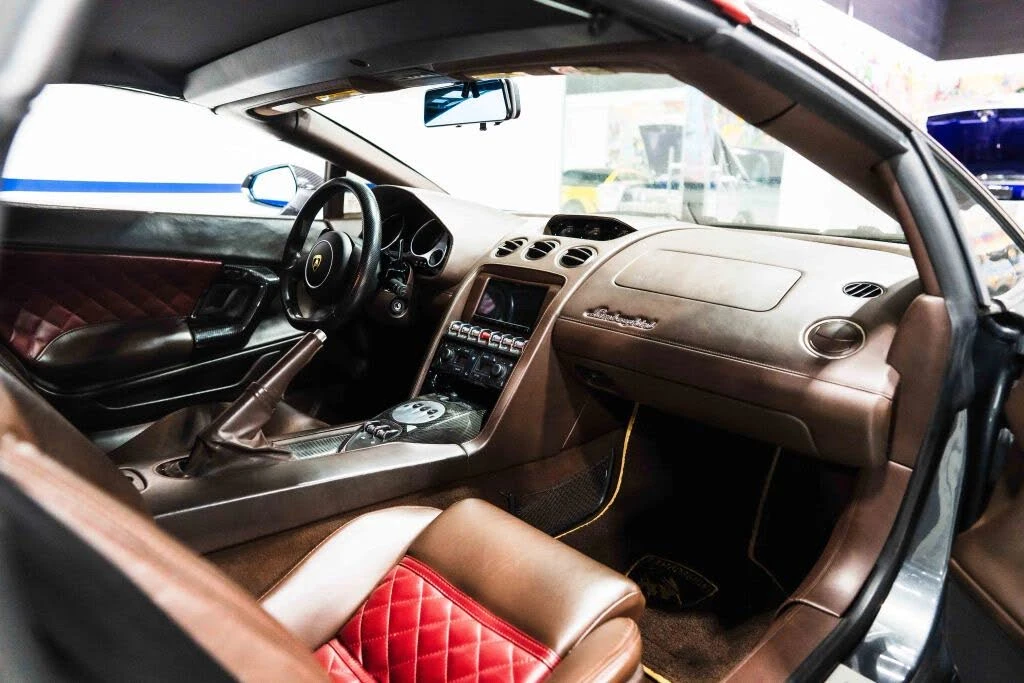 2012 Lamborghini Gallardo LP570-4 Spyder Performante - Image 19 of 24
