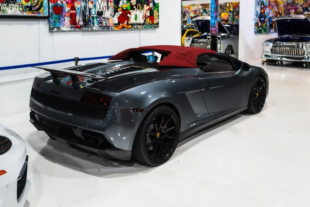 2012 Lamborghini Gallardo LP570-4 Spyder Performante - Image 7 of 24