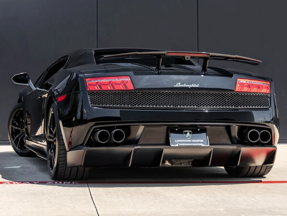 2012 Lamborghini Gallardo LP570-4 Spyder Performante - Image 6 of 31