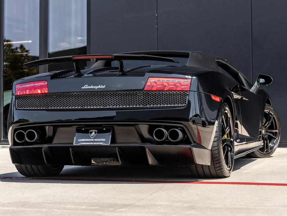 2012 Lamborghini Gallardo LP570-4 Spyder Performante - Image 8 of 31