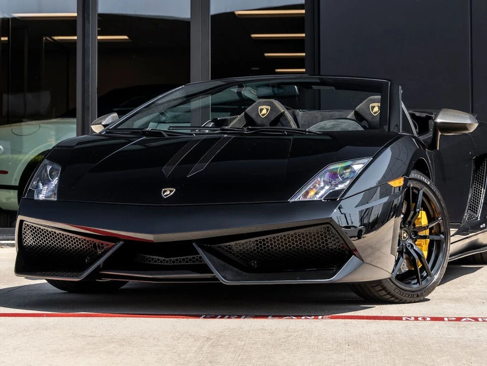 2012 Lamborghini Gallardo LP570-4 Spyder Performante - Image 3 of 31