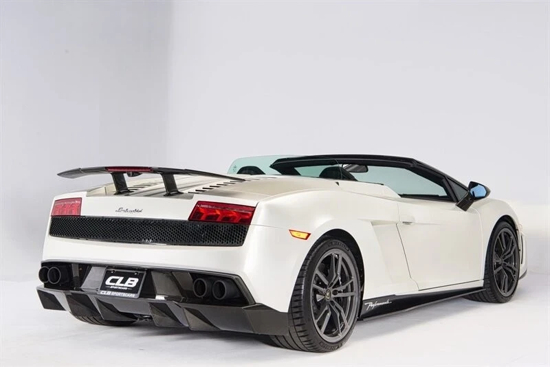 2012 Lamborghini Gallardo LP570-4 Spyder Performante - Image 12 of 21