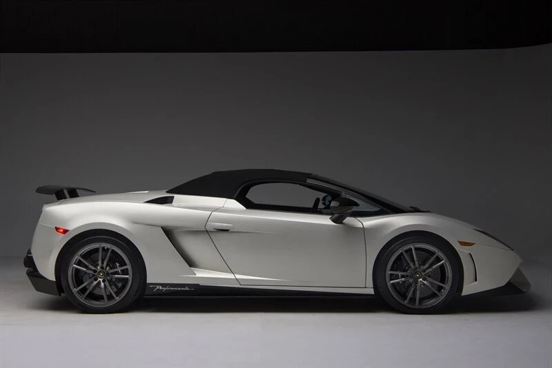 2012 Lamborghini Gallardo LP570-4 Spyder Performante - Image 15 of 21