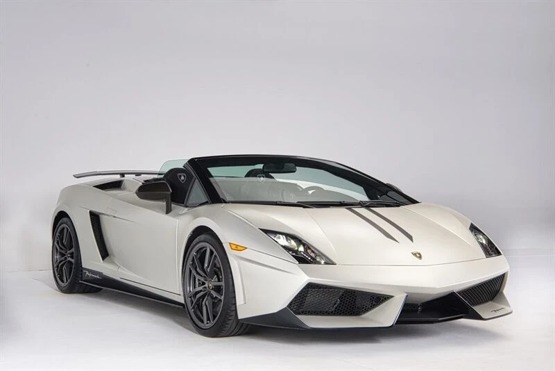 2012 Lamborghini Gallardo LP570-4 Spyder Performante - Image 2 of 21