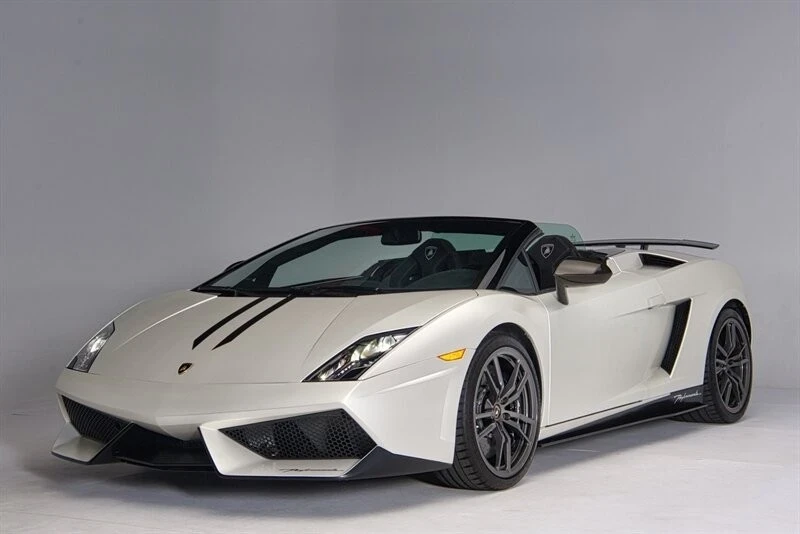 2012 Lamborghini Gallardo LP570-4 Spyder Performante - Image 4 of 21